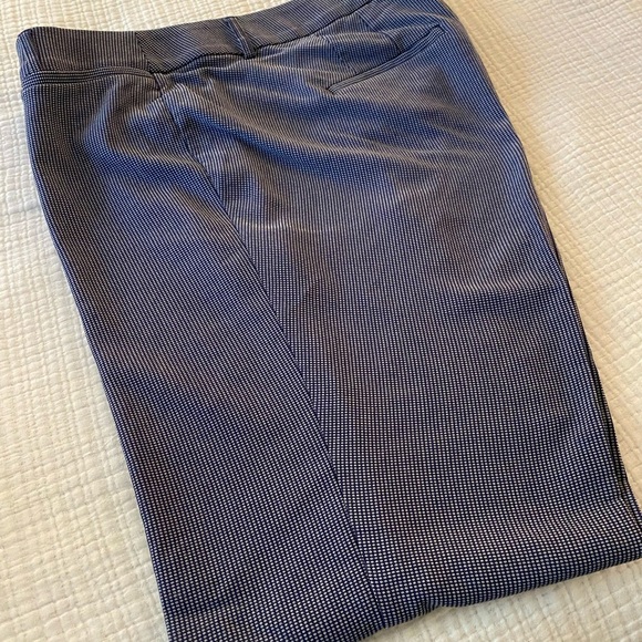 Stylish Blue Checkered Pants - Picture 2 of 4